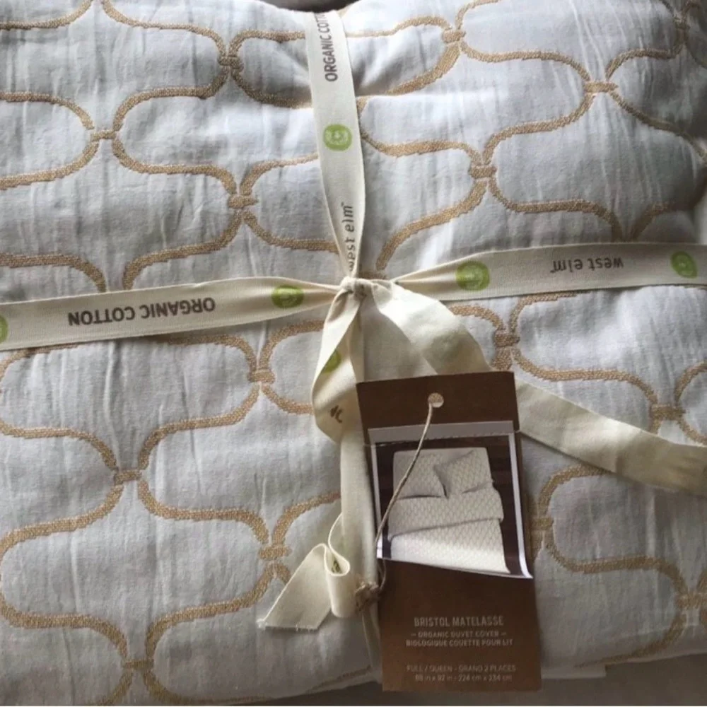 NWT West Elm Organic Bristol Matelasse Queen Duvet Cover & 2 Euro Shams Bedding